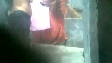 Desi Bhabhi Leaked Bath MMS