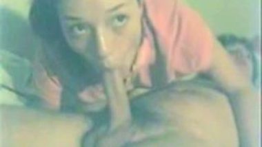 Delhi girl Aruna blowjob sextape indian porn tube video