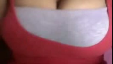 Massive boobs college girl hot cam show