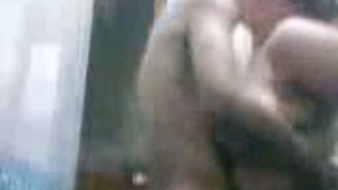 Mature & busty Haryana aunty goes naked on cam