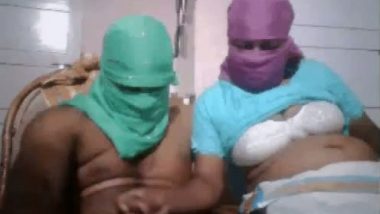 Bihari mature bhabhi hiding her face during sex session