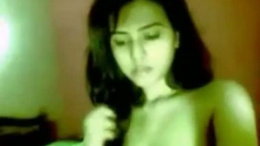 Pakistani teen college girl exposed and masturbation on cam