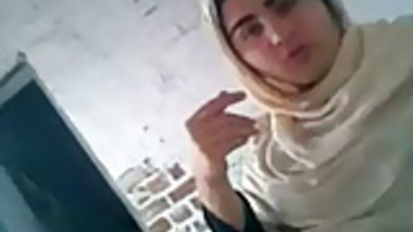 Sexy Arab hijabi Muslim wife cheating and fucking neighbour