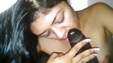 22 cute indian girl sucking big cock