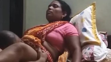 Indian MMS sex video of a horny maid