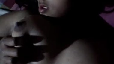 Hot sexy video of a teen girl’s masturbation