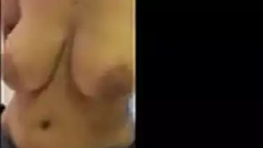 hot horny Amareur girlfriend showing big boobs