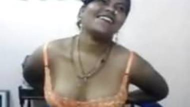 big boob indian aunty sucking