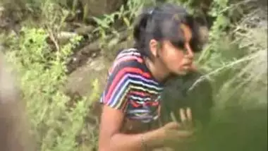 Indian Hidden Cam Showing Girl Fucked In Forest