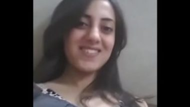 Sexy Pakistani Girl Sucking Own Boobs