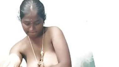 Desi aunty stripping for her BF