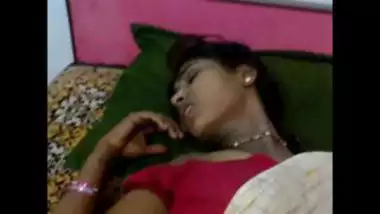 Finger fucking sexy telugu bharya kiran in saree