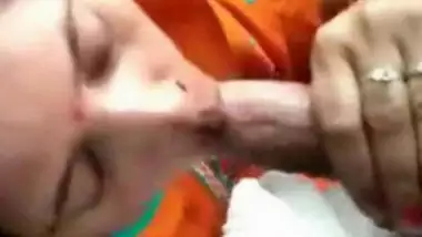 AUNTY CAN’T TAKE BJ VERY WELL