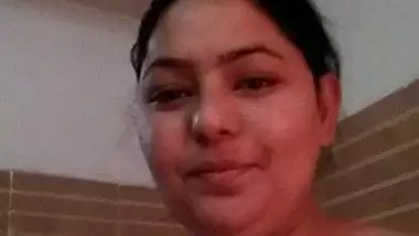 Shin nude video of Indian aunty
