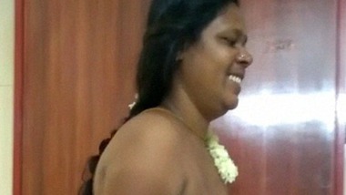 Jasmine chechi from Kollam nude MMS