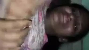 Cheating Indian mom asking not to film sex video