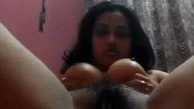 Sexy West Bengal hottie solo Xvideo