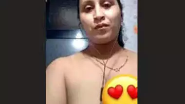 Bhabhi Showing Boobs On video call