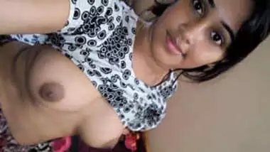 Bangladeshi Cute Girl Showing Boobs And Pussy(PreviousPostAttched)