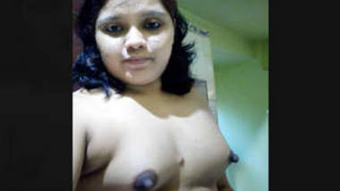 Desi Cute Bhabhi From Kolkata Taking Nude Selfies Part 4