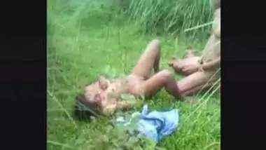 Desi COuple Caught By Villge people while fucking