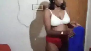 Tamil hottie Meera nude video