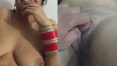 desi aunty boobs and pussy show with lover