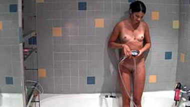 Desi Wife Taking shower Nude hidden record