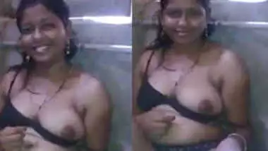 Desi Girl Showing Her Pussy and Tits to BF