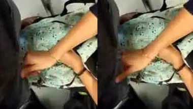 desi girl in train first touching and then grabing dick