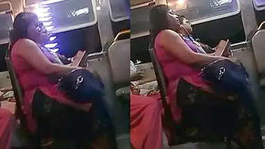 Desi Bhabi, Big boobs and Big Ass ,Bus Candid