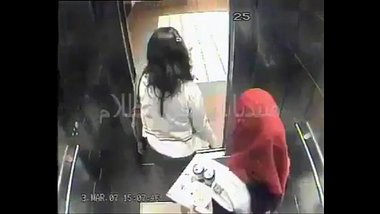 Indian Lesbian Girls Kissing In Office Lift
