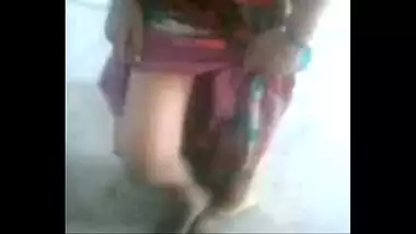 Sexy Marwadi Bhabhi Showing Hairy Pussy