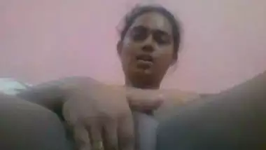 Horny Mallu Wife Pussy Fingering