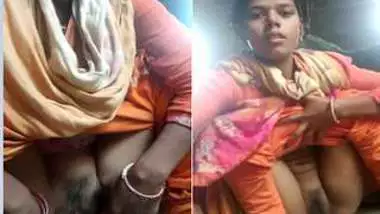XXX Indian girl squats to expose trimmed pussy in front of the camera