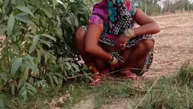 Desi village wife fucking in field