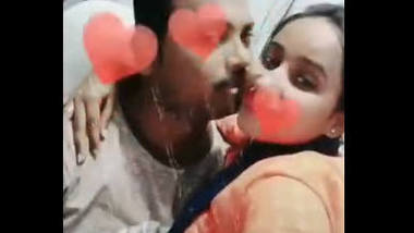 Desi cute lover very hot kiss