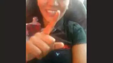 Cute Desi Girl Showing her Boobs on Video Call