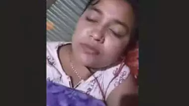 BD Girl Showing Her Boobs On Video Call