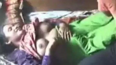bubbly housewife bhabhi in salwar fucking with nxt door guy leaked mms