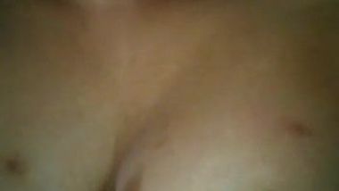 Girl can't fall asleep so she films porn video where she plays with Desi tits