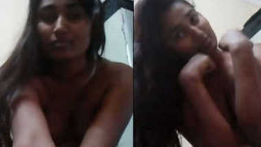 Female with beautiful hair exposes XXX boobs in Indian morning sex show