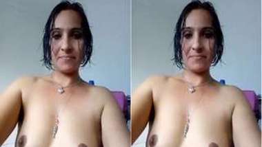 Playful Desi MILF teases with her slender XXX body in the bathroom