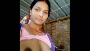 Very cute north indian wife show her big boobs and pussy