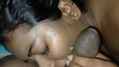 Desi Tamil Girl Blowjob