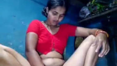Indian Sexy Village Bhabi Masturbating