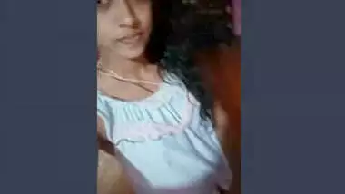 Hot Indian Girl Record Her Selfie