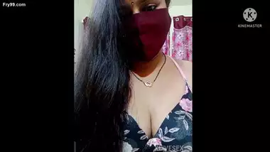 Desi Kannada aunty shows boobs and oil massages her boobs
