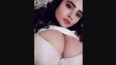 Beautiful Big Boobs Sexy Paki Girl Updates 6 Clips Part 1