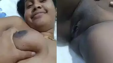 Beautiful mature Indian girl sex with BF